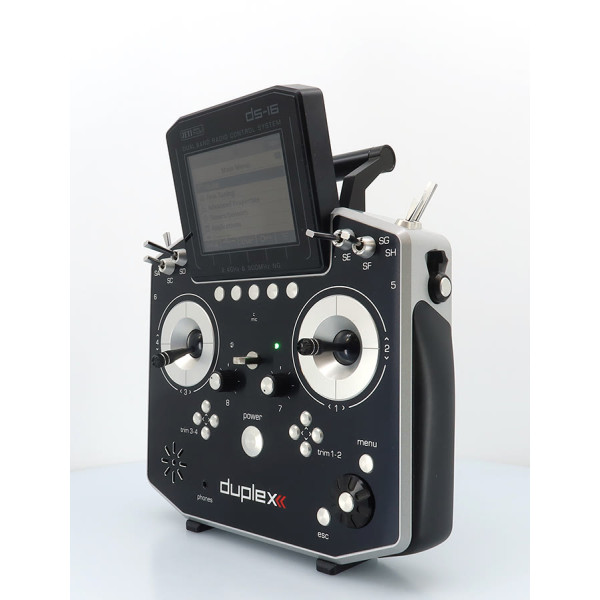 Vysielač JETI DUPLEX DS-16 II – strieborný lakovaný Vysielač JETI DUPLEX DS-16 II – strieborný lakovaný